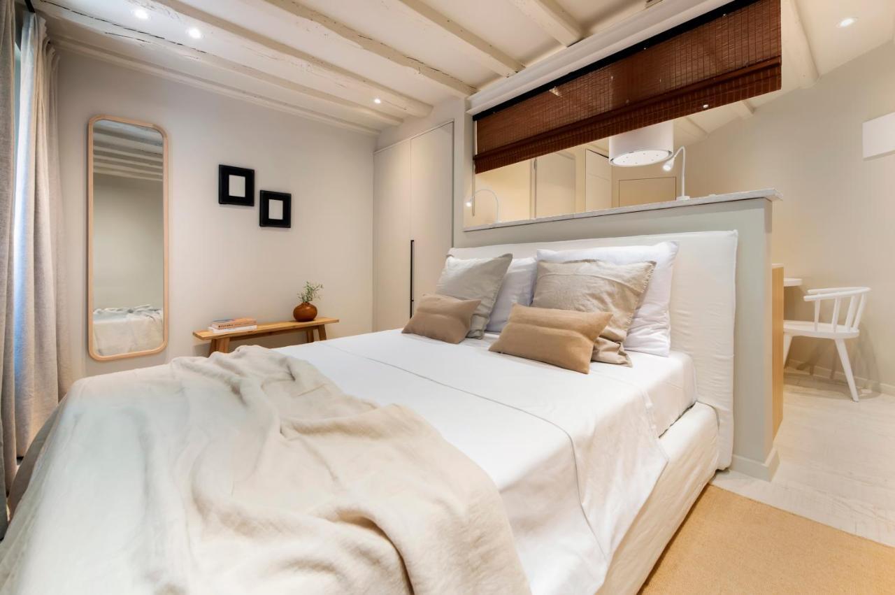 Calnova Suites روفينج المظهر الخارجي الصورة